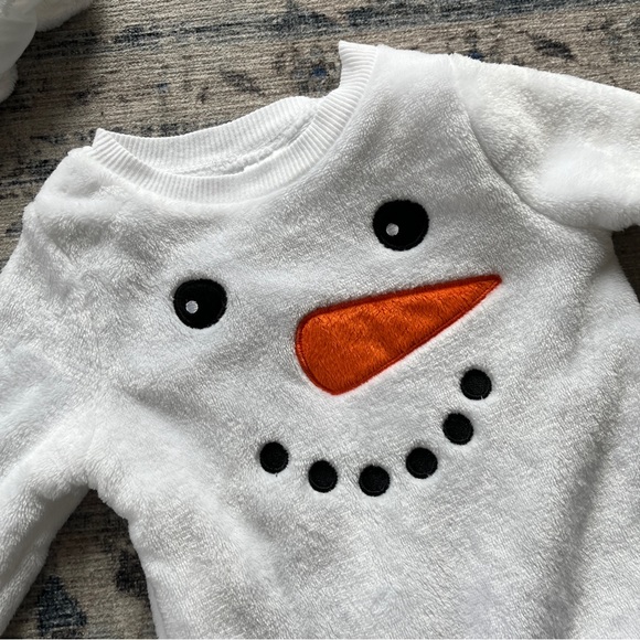 Long Sleeve Snowman Face Christmas Velour Coverall - Picture 2 of 8